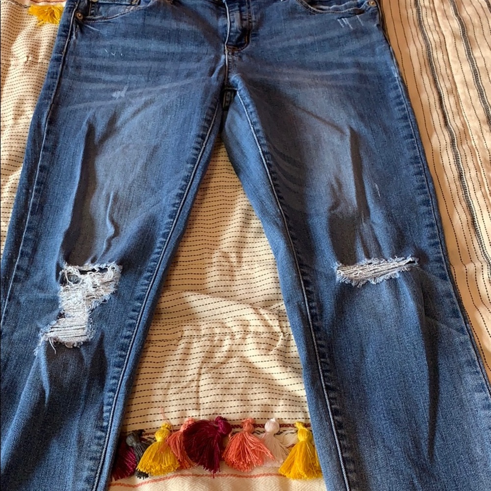 Jeans - Picture 2 of 4